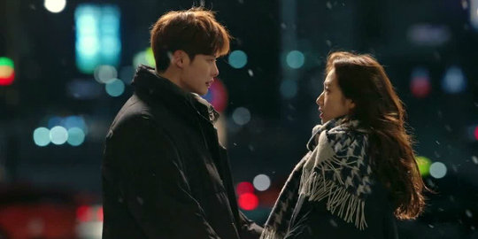 canggung kerja dengan mantan? coba 4 tips ini!