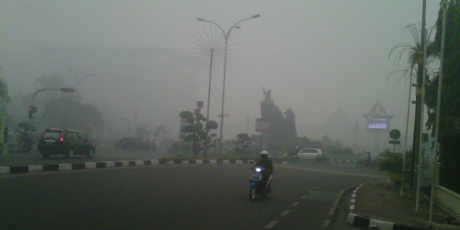 Kabut asap, BLH sebut seluruh wilayah Riau berbahaya
