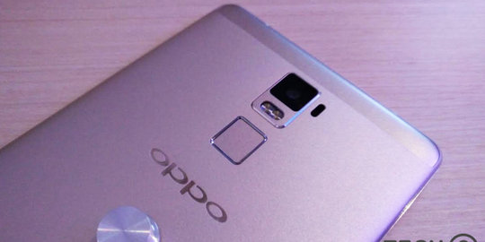 Generasi kedua Oppo R7 usung prosesor octa-core dan layar 6 inci