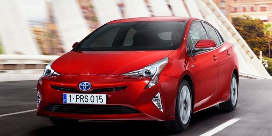 Toyota Prius 2016 lebih irit dari model sebelumnya