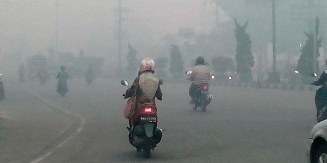 Kabut asap makin tebal, sekolah di Palembang diliburkan