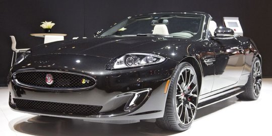 Jaguar XK 2015 Fifty Edition kini jadi mobil langka!