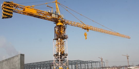mengenal ragam teknologi crane untuk konstruksi bangunan raksasa