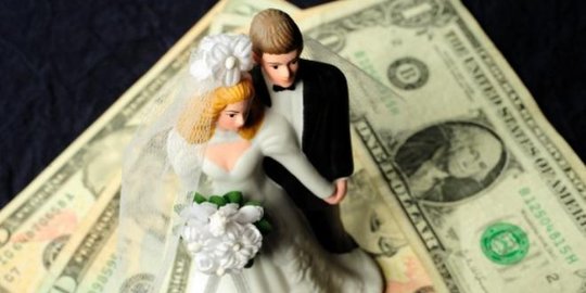 5 Cara mudah mengatur keuangan bagi pasangan yang akan menikah