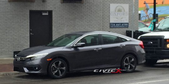 Kurang 2 hari rilis, wajah Honda Civic 2016 kecolongan