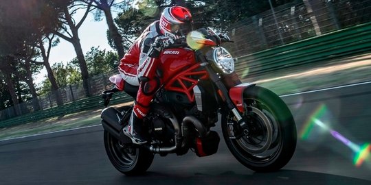 Ngeri-ngeri sedap, Ducati Monster 1200 R terkuak wujudnya