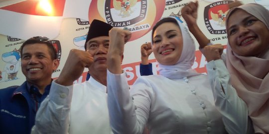 KPU Surabaya tentukan nasib berkas duet penantang Risma malam ini