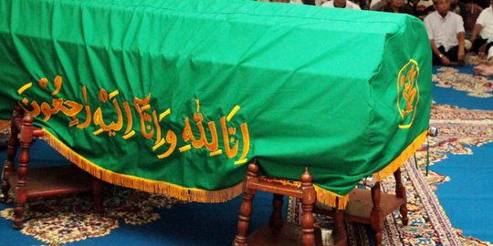 ngaji anik tewas tertimpa pilar masjid yang roboh rev2