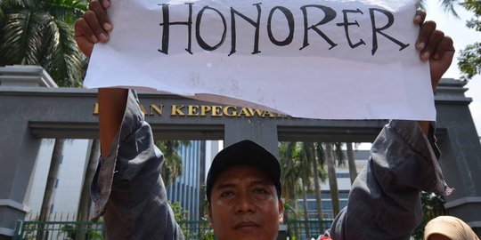 Menteri Yuddy: Pengangkatan honorer kategori 2 jadi PNS mulai 2016