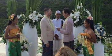 Gubernur Pastika kaget beredar foto gay diduga menikah di Bali