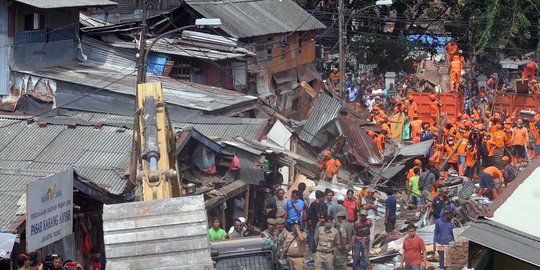 Pedagang minta relokasi ke tempat ramai, Ahok bilang 'mau di HI?'