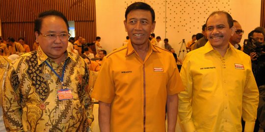 Wiranto akui jadi mediator masuknya PAN ke koalisi Jokowi-JK