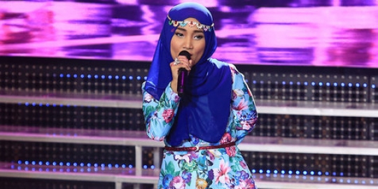 Nyanyikan lagu Bahasa Inggris, Fatin sukses jadi trending topic