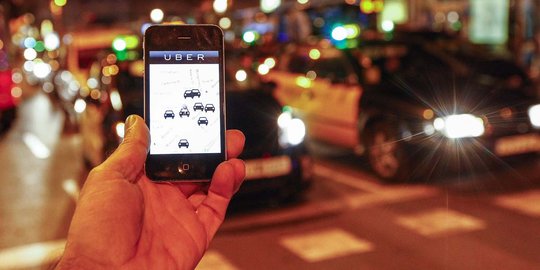 Saran Menhub Jonan agar Taksi Uber berhenti 'diuber'