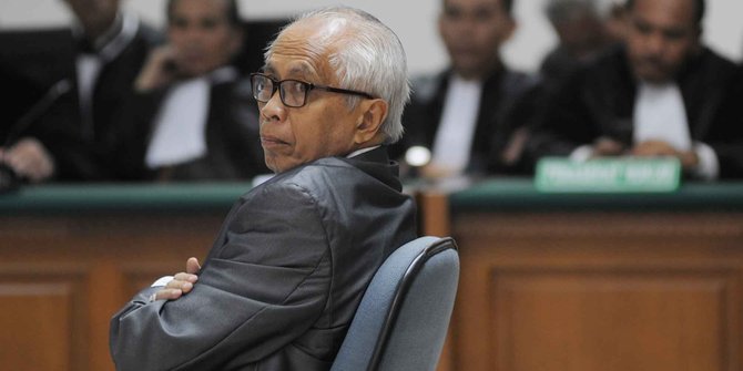 OC Kaligis jalani sidang lanjutan kasus suap PTUN Medan