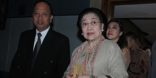 Megawati larang PDIP bicara kenaikan tunjangan DPR, bikin malu saja