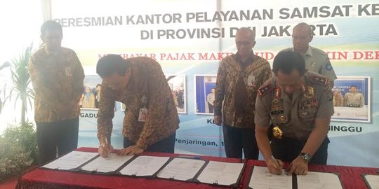 Bayar pajak di kecamatan, Ahok sebut bila perlu warga tak usah 