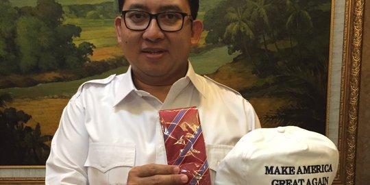 Fadli Zon tuding KPK lebay minta topi dan dasi pemberian Trump