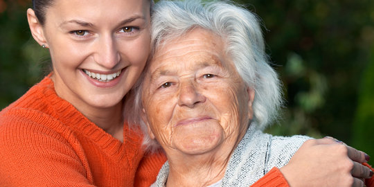 Alzheimer, melumpuhkan siapapun tanpa pandang bulu