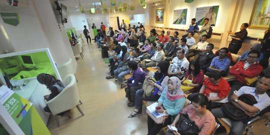Ratusan peserta BPJS mengantre cairkan dana