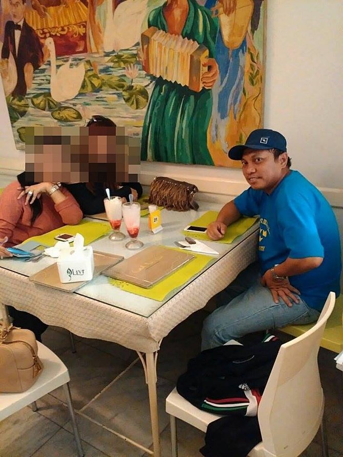 heboh foto gayus tambunan di restoran