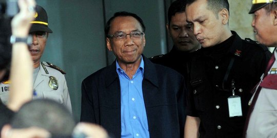 Hari ini, Jero Wacik jalani sidang perdana