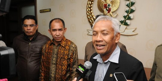 Tak ikut berhaji, Agus Hermanto ngaku jaga DPR