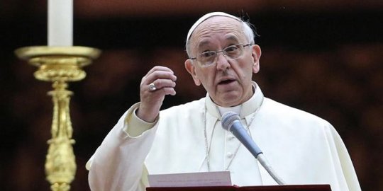 Bertemu Obama, Paus Fransiskus pakai mobil mungil