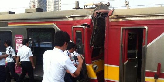 Commuter line tabrakan di Juanda, jalur Manggarai tetap normal