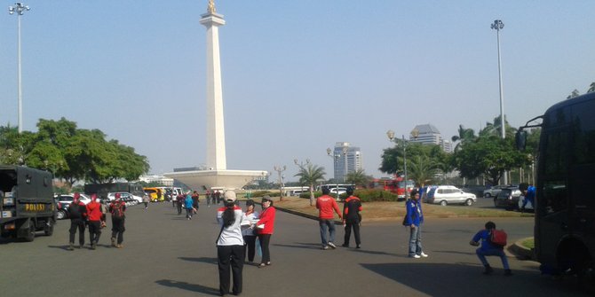 Hari Raya Idul Adha, Monas ramai dikunjungi warga Jakarta 