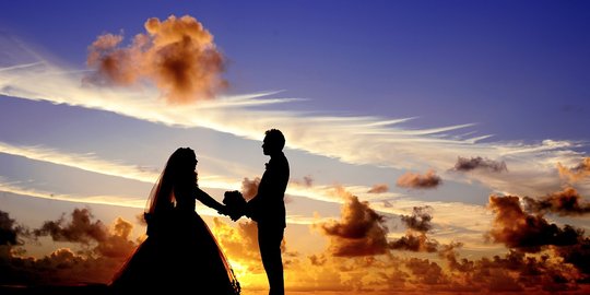 Islam tak melarang nikah di Bulan Suro