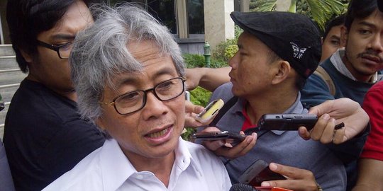 Pembelaan Pertamina ogah turunkan harga Premium