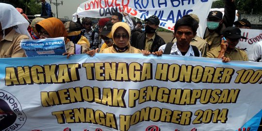 Ribuan tenaga honorer Jateng tuntut diangkat jadi PNS