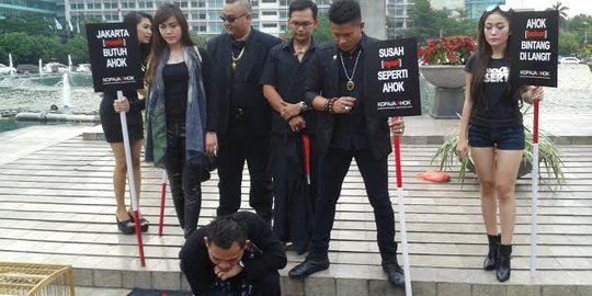 Ahok diruwat paranormal cantik di bundaran HI