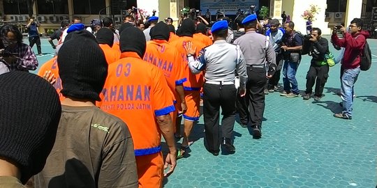 Polda Jatim sebut otak pembantaian Salim Kancil berinisial BB