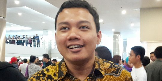 Anak Risma: Tim relawan muda siap membantu mama terpilih lagi