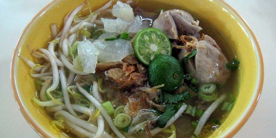 4 Tempat mie kocok paling ramai di Bandung