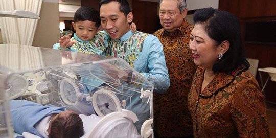 Lahir 1 Oktober, cucu ke-3 SBY diberi nama Pancasakti Maharajasa