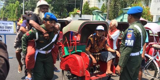 HUT TNI ke-70, Kopral Subagyo kembali beraksi