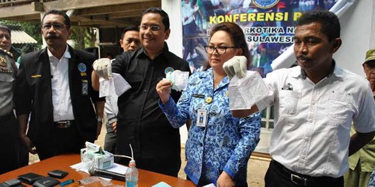 BNNP Sulut amankan 12 orang tengah asyik pesta sabu