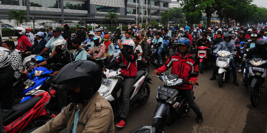 Pemerintah godok skema kenaikan upah buruh pakai sistem gaji PNS