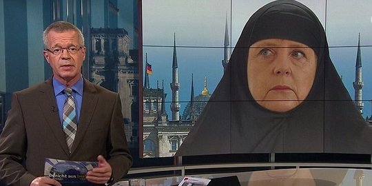 Stasiun TV Jerman pajang foto Angela Merkel berjilbab hitam