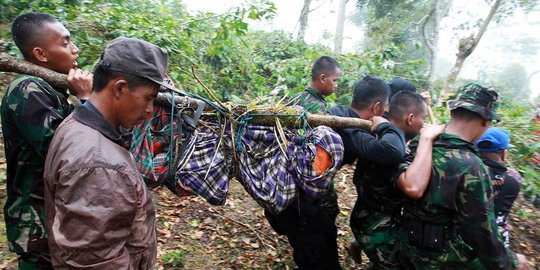 Jelang kedatangan jenazah Febby, warga & keluarga gelar tahlilan