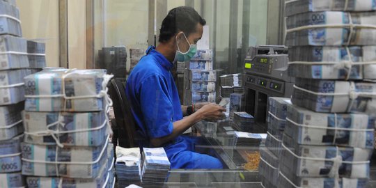 Rupiah ditutup menguat 475 poin di Rp 13.412 per USD