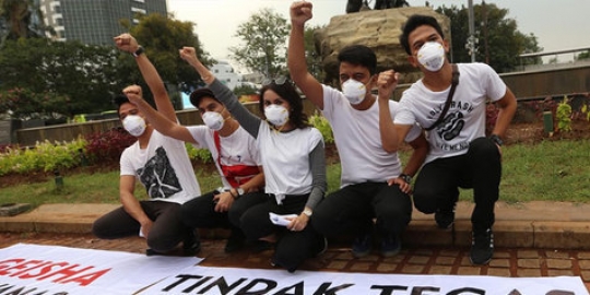 Para seniman dan artis Ini Lakukan Aksi Protes Soal Kabut Asap