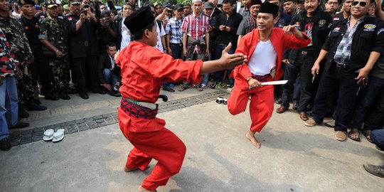 Komersialisasi budaya Palang Pintu