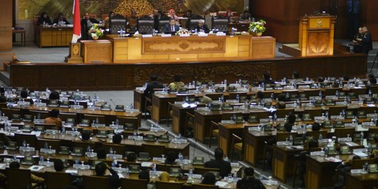 Timbulkan perdebatan, Baleg DPR tunda pembahasan revisi UU KPK