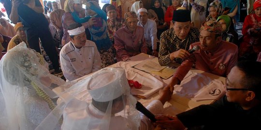 Warga Purwakarta bisa akad nikah gratis di Pendopo dan taman Pemkab