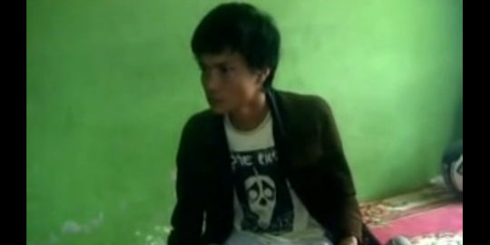 punya suara tinggi mirip vokalis steelheart