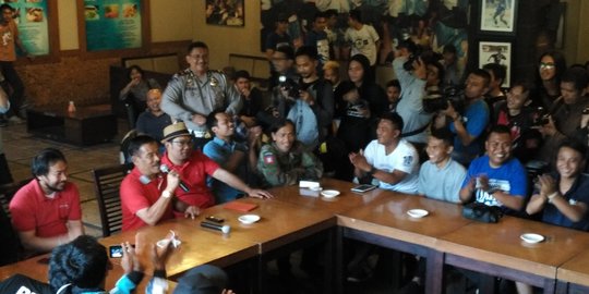 100 Ribu Bobotoh ke Jakarta, manajer Persib minta tambahan tiket
